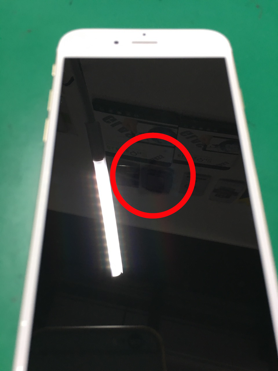 同じ症状の方必見 Iphone６バックライト基盤修理 Iphone Ipad スマホ修理 岐阜フィックスマート