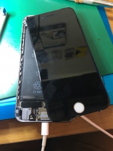 Iphone6ネジの入れ間違いによる基板修理 Iphone修理のことなら岐阜フィックスマートにお任せ